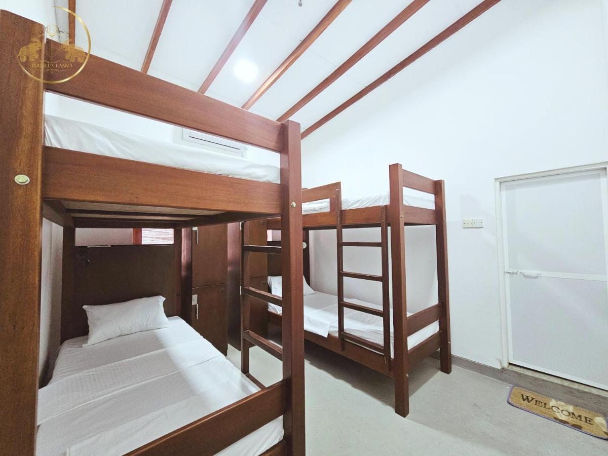 Hostel Galle Face Terrace By Tourlux Colombo